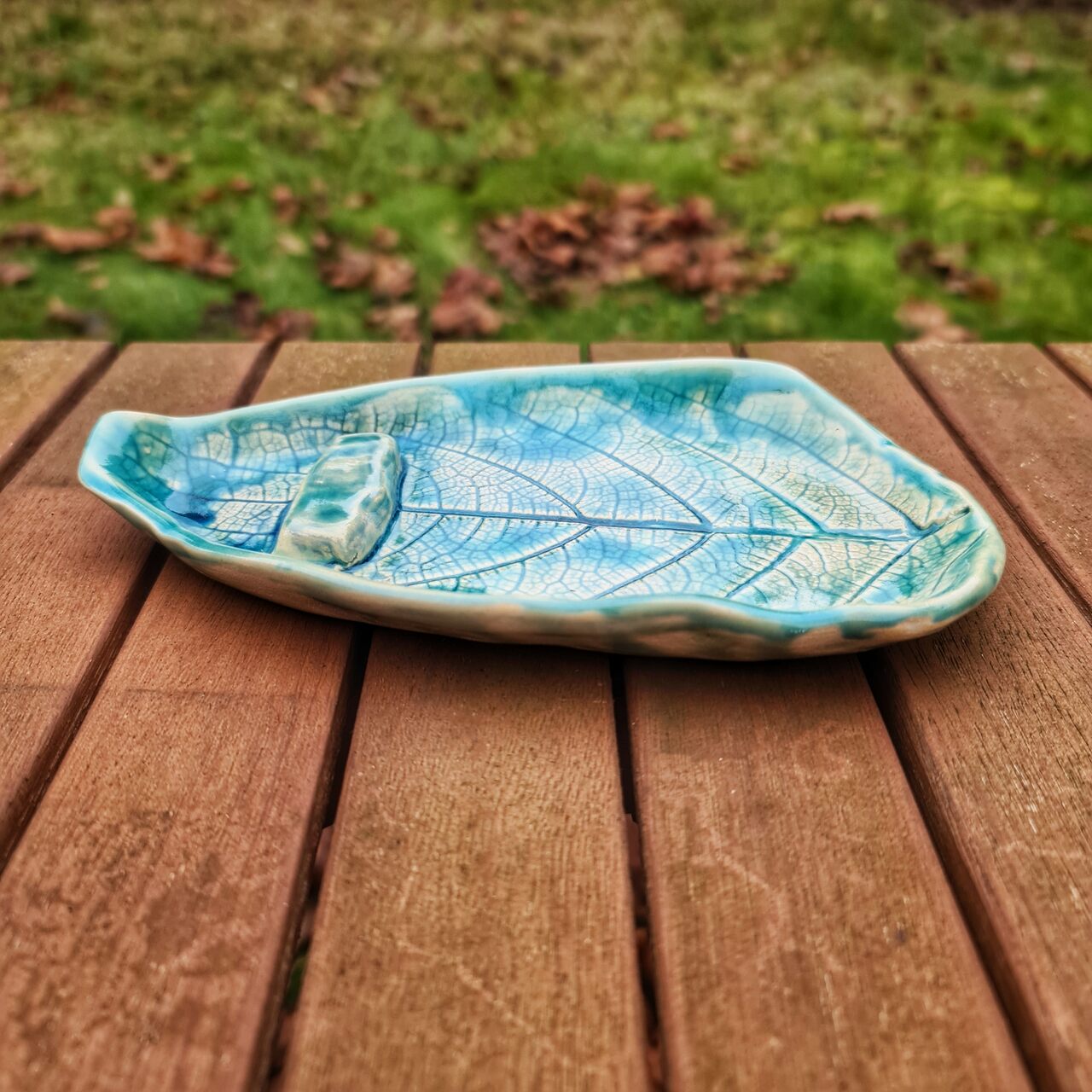 Ceramiczna podstawka pod kadzidło z podpórką - obrazek 3