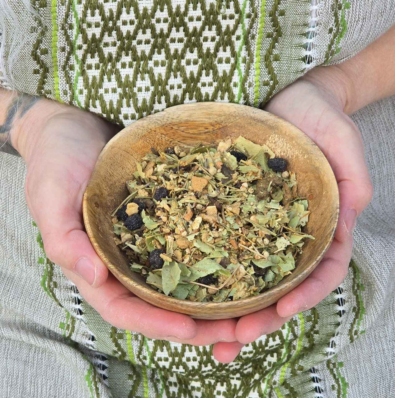 Herbatka rozgrzewająca z nutką sadu - obrazek 5