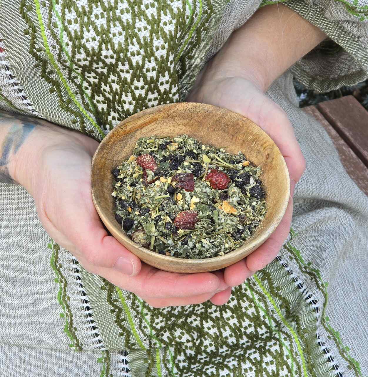 Herbatka rozgrzewająca z nutką lasu - obrazek 3