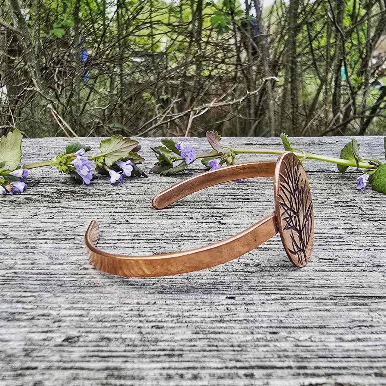 Bransoletka miedziana z odciskiem liścia - obrazek 3