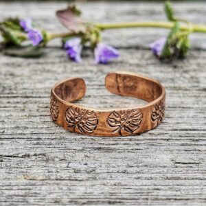Pierścionek miedziany z listkami monstery