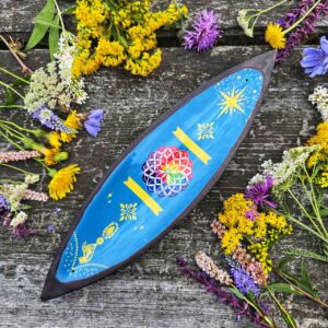 Drewniana emaliowana podstawka pod kadzidełka