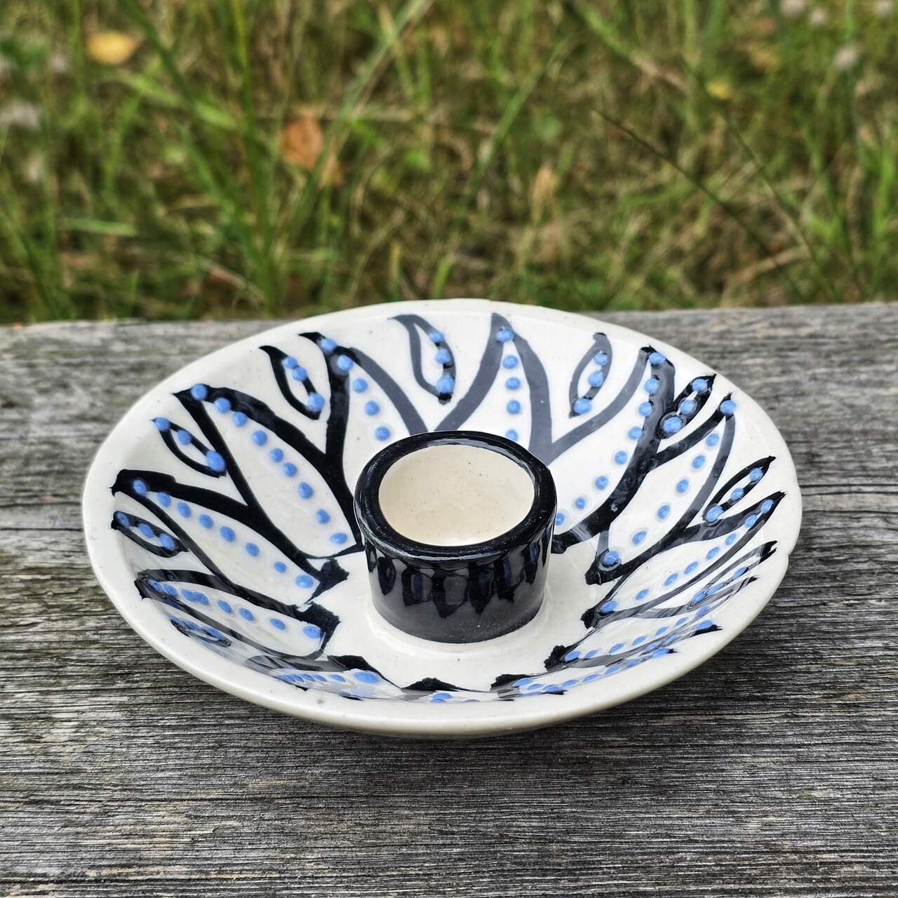 Ceramiczna podstawka do Palo Santo biała - obrazek 3